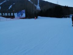 -亚布力新体委滑雪场
