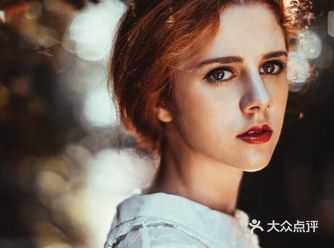 2.雕塑身形：胸部的保养能让胸部做深层拉伸运动