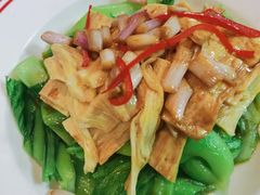 -明本湛江鸡•海鲜小厨(陈家祠店)