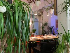 -春树下·树屋花房西餐厅(罍街AS1980店)