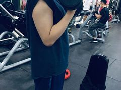 -开阳里游泳健身