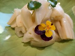 -湖畔鲁菜·二十年老字号餐厅(大明湖店)