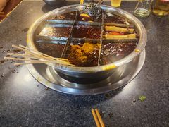 -邓莽子老火锅(中兴路总店)