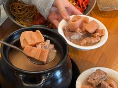 -莲餐厅·湖北菜·潜江小龙虾店(愚园路店)