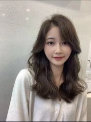 -朗峰专业美发沙龙
