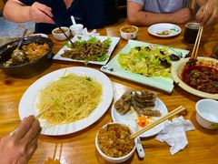 -八大碗私房菜(中城路店)