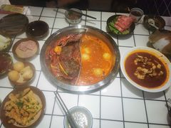 -巴隆门重庆老火锅(太湖路店)