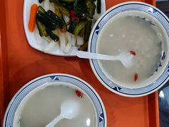 -牛一嘴·兰州牛肉面·大盘鸡(财富中心店)