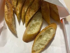 -CARINO BAKERY&CAFE(人广来福士店)