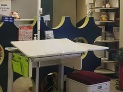 -moll学习桌椅(上海久光百货店)