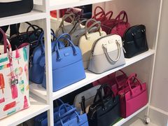 -东荟城名店仓