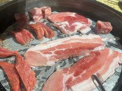 -姜胖胖韩式自助烤肉(光明万达店)
