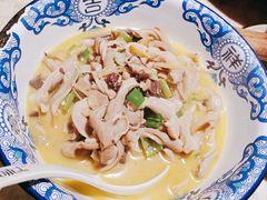-味上湘菜馆(岳麓山店)