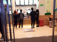 -德克士(虹桥火车站店)