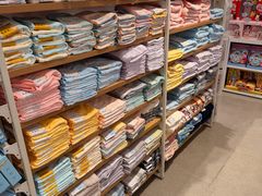 -名创优品(陕西西安大唐西市购物中心店)