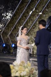 -不晚国际婚纱礼服