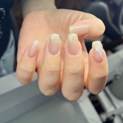 -小黑瓶美甲美睫