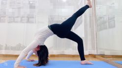 -亚太瑜伽普拉提学院