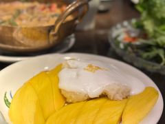 -大头虾越式风味餐厅(光明广场店)