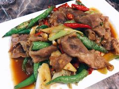 双椒爆肥牛-小山东羊肉汤馆(同济新村店)
