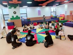 -爱威盛亲子俱乐部·纽约国际早托中心