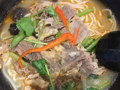 -老妈米线(港龙店)