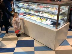 面包甜点陈列柜-85度C(上海秀沿路店)