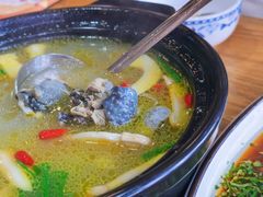 松茸鸡汤-妈妈的味道(和顺古镇店)