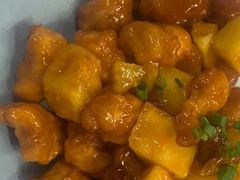 -蜜桃餐厅·伴山(湖滨商业街店)