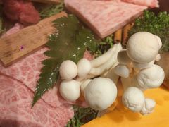 -山川小町·极番烧肉(新地假日广场店)