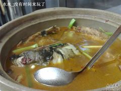超赞的鱼头汤-玲珑餐厅(陕西南路店)
