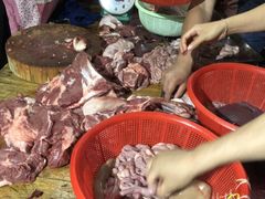 -标记美食新鲜猪杂(兴南大道店)