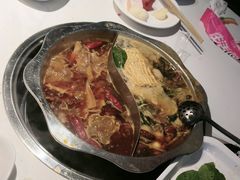 -佰人王串串香火锅(洋珠巷店)