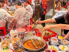 -大芊金重庆串串火锅(南京路店)