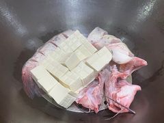 -老刘生态大鱼坊铁锅炖鱼(赛马场店)