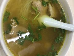 牛肉粉丝汤-黄阿姨锅贴大王(万航渡路店)