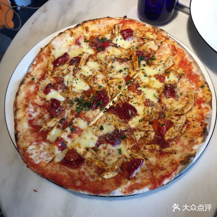 pizza express 马上诺(武汉国广店)香辣鸡肉甜椒披萨图片