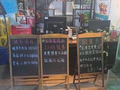 -挂旗柴锅鸡(蚌山区嘉年华店)