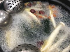 -濠轩阁特色生蚝火锅(水湾路店)
