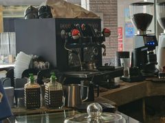 -BE NORMAL CAFE(霞溪路店)