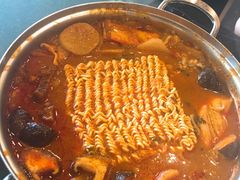 辛牛骨火锅-KCOOKING概念韩餐(世茂52+店)