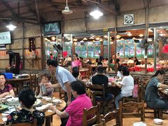 大堂-绿雅居原生态农庄(小涌店)