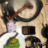 卤肉饭，一般般，饭也不是特别好
