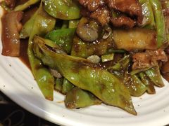 五花肉焖油豆角-粗粮人家·东北菜(洋桥店)