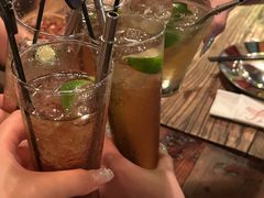 -SISTERS BAR RESTAURANT川意酒馆(嘉善老市H楼店)