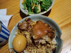 -红猪卤肉饭(大西洋美食城店)