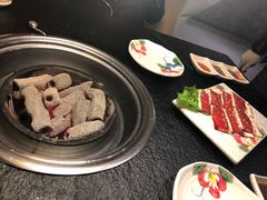 -虎焱炭火烧肉