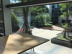 -瑞幸咖啡(宝华国际广场店)