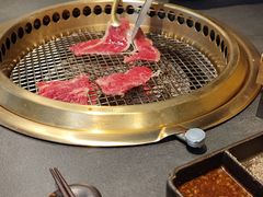 -铭牛烧肉·和牛海鲜自助(高新月牙湖店)