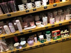 零售区-星巴克(广州动漫星城东区店)